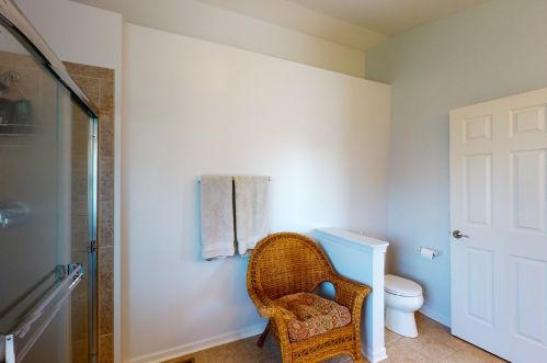 725 Bluebell Ln, Pingree Grove IL  60140-9154 exterior