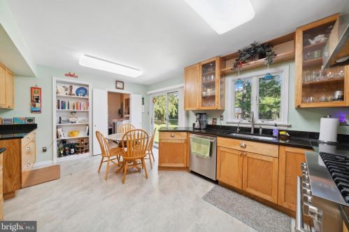 13928 Blair Stone Ln, Silver Spring MD 20906-3115 exterior