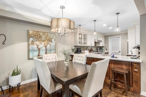 73 Quartz Ln, Paterson, NJ 07501-3345