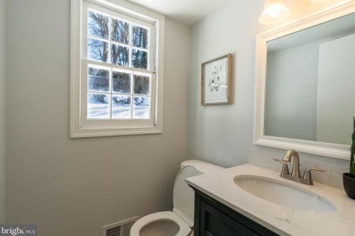 14805 Pebblestone Dr, Silver Spring MD exterior