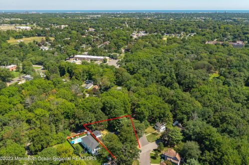 69 Byrnes Ln, Tinton Falls NJ  07724-1507 exterior