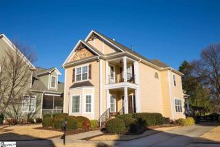 4 Applewood Dr, Greenville, SC 29615-2859