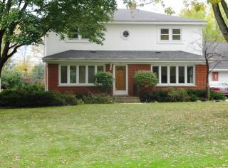 1339 Indian Hill Dr, Bensenville, IL 60106-1011