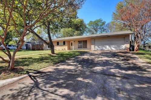 11900 Dove Haven Dr, Austin, TX 78753-2338