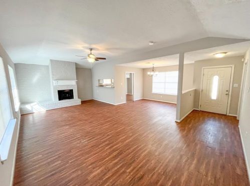 16966 Glen Eagle Dr, Conroe TX  77385-3702 exterior