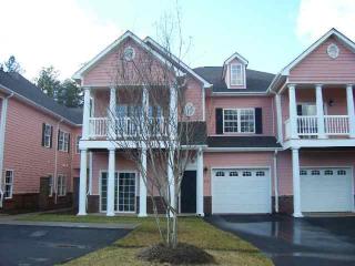 1350 21 Ave, Hickory NC  28601-1621 exterior
