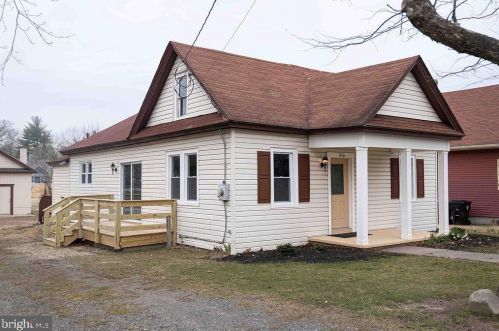 313 Pennington Ave, Waterford, NJ 08089-2306