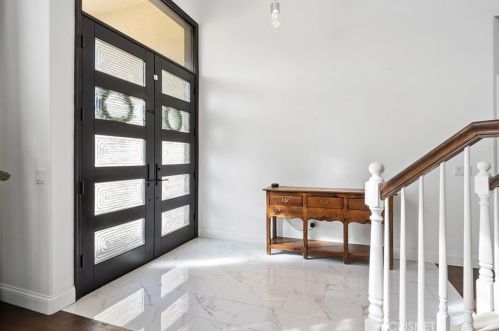 1349 Fitzgerald Rd, Simi Valley CA  93065-4480 exterior