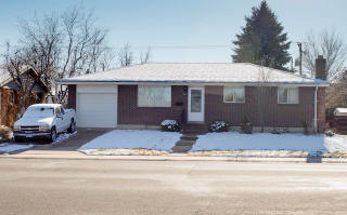 2022 27th St, Greeley CO  80631-8221 exterior