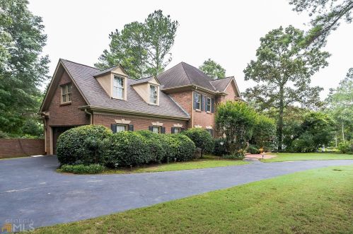 2674 Harvest Dr, Conyers GA  30013-2408 exterior