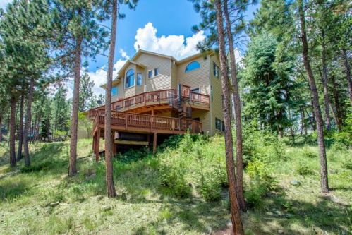 7192 Pinewood Dr, Lakewood, CO 80439