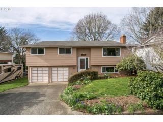 18015 Portland Ave, Portland, OR 97267-6552