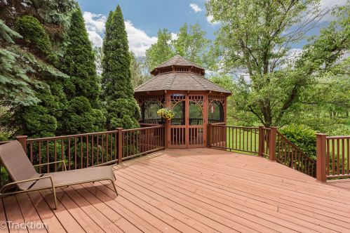 58 Woodview Ln, Lemont, IL 60439-7711