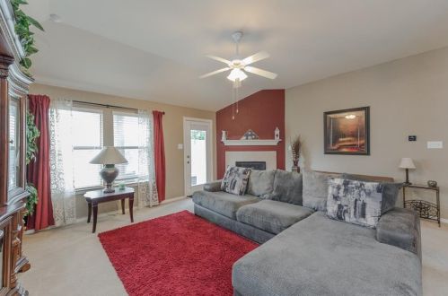 1268 Mountain Air Trl, Fort Worth TX  76131-5445 exterior