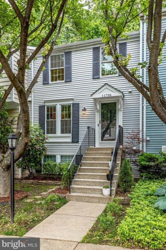 11756 Bayfield Ct, Herndon, VA 20194-1811