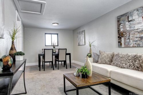 2396 Poplar St, Denver CO  80207-3561 exterior