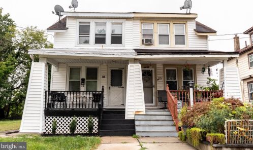 27 Donald Dr, Trenton, NJ 08619-3526