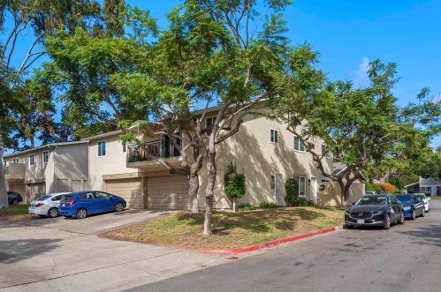 7872 Camino Huerta, San Diego, CA 92122-1832