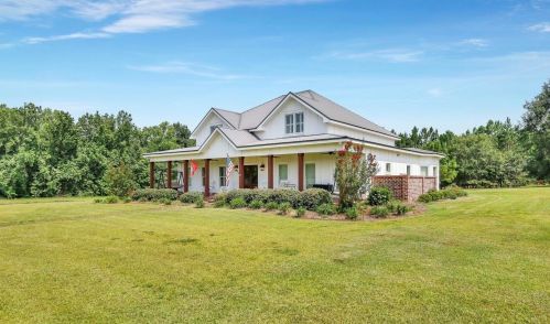 3650 Akins Pond Rd, Statesboro, GA 30461-8054