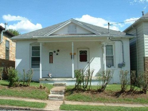 1109 25th St, Clarksburg, WV 26301-1830