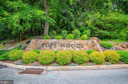 24 Toft Woods Way, Media PA  19063-4336 exterior