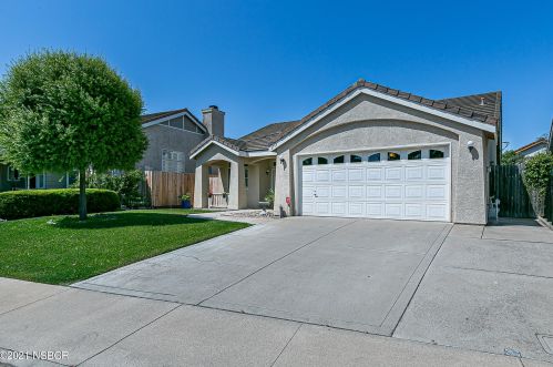 3753 Les Maisons Dr, Santa Maria, CA 93455-3025