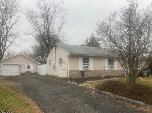 51 Marie Ave, Bridgewater, NJ 08807-3153