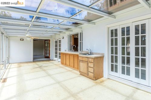 6 Pillon Real, Concord CA  94523-1622 exterior