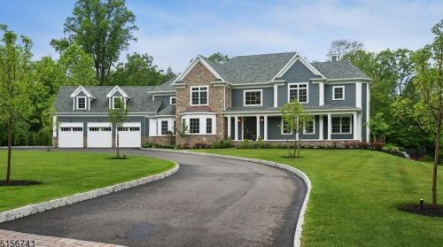 7 Claire Dr, Warren, NJ 07059-6805