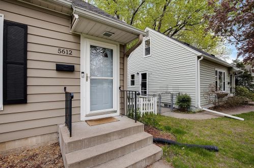5612 38th Ave, Minneapolis, MN 55417-2914