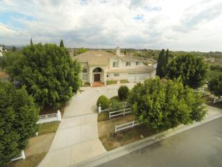 1588 Wagon Wheel Dr, Oceanside, CA 92057-4900