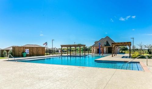 1307 Savannah Ridge Dr, Princeton TX 75407 exterior