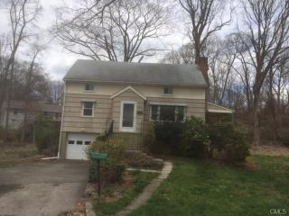 37 Hollow Tree Rd, Norwalk, CT 06854-2815