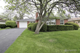 1418 London Ln, Glenview, IL 60025-2238