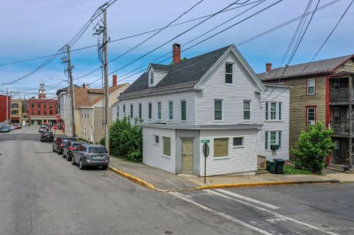 44 Emery St, Biddeford, ME 04005-2622