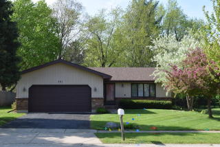 751 Vista Dr, Barrington Hills, IL 60102