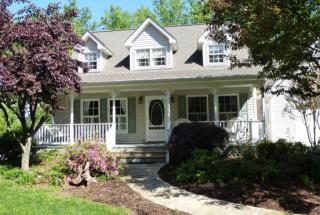 101 Briarcliff Dr, Scruggs, VA 24121-1763