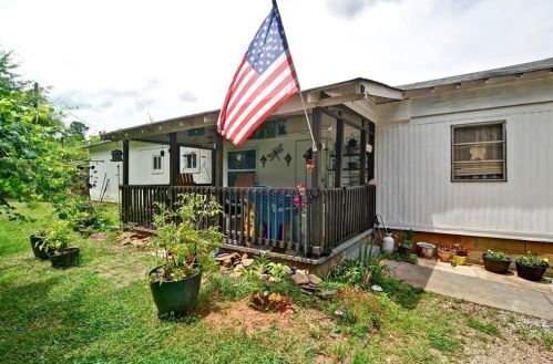8989 Cherokee Dr, Holly Springs, GA 30115-6157