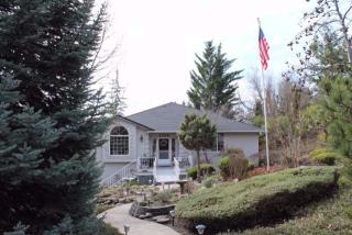 4568 Cloudcrest Dr, Medford, OR 97504-9363