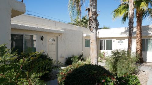 285 Saturmino Dr, Palm Springs, CA 92262-7151