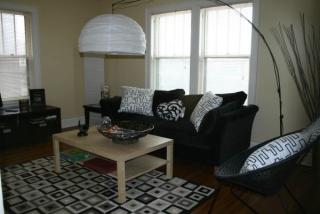 611 Ridgewood Ave, Minneapolis MN  55403-3549 exterior