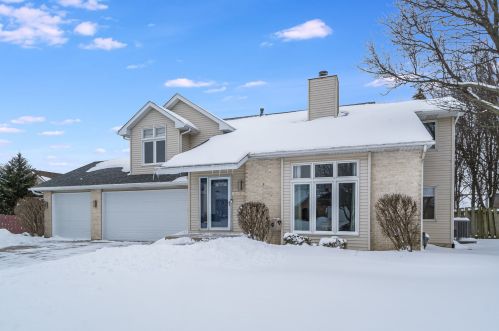 3002 Somme Ct, Joliet, IL 60435-8568