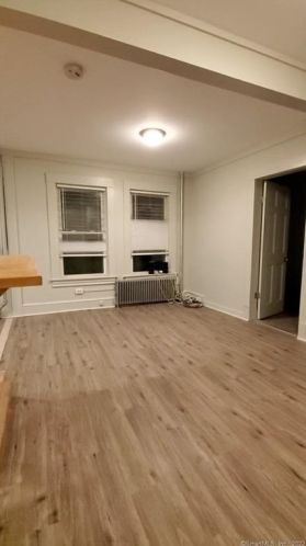369 Valley St, Chestnut Hill CT  06226-2138 exterior