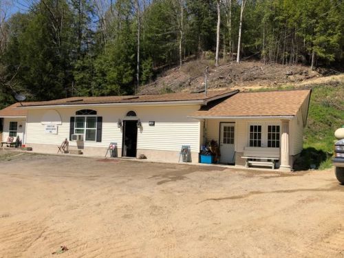 14831 Clay Hwy, Bentree, WV 25125-8146