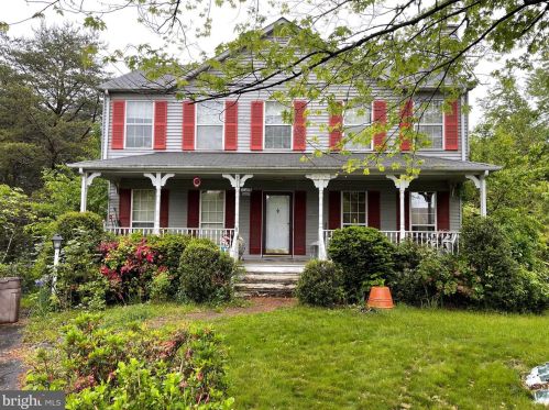 6014 Pepco Ct, Woodbridge, VA 22193-3921