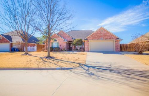 3222 Saddle Rock Rd, Stillwater, OK 74074-2387