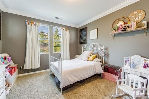 18458 Lakepointe Dr, Riverside CA  92503-0252 exterior