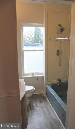 413 Baltimore St, Hanover PA 17331-3314 exterior