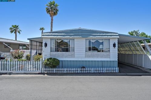 235 Aria Dr, Pacheco, CA 94553-5205