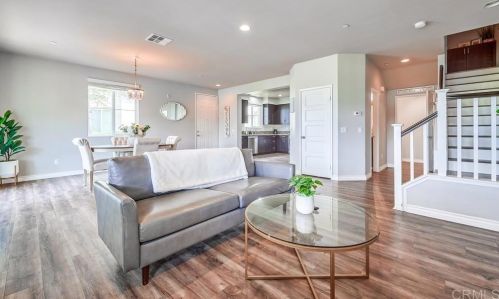 43102 Avenida Amistad, Temecula CA  92592-3099 exterior